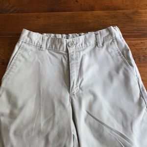 IZOD Khaki Short Lot